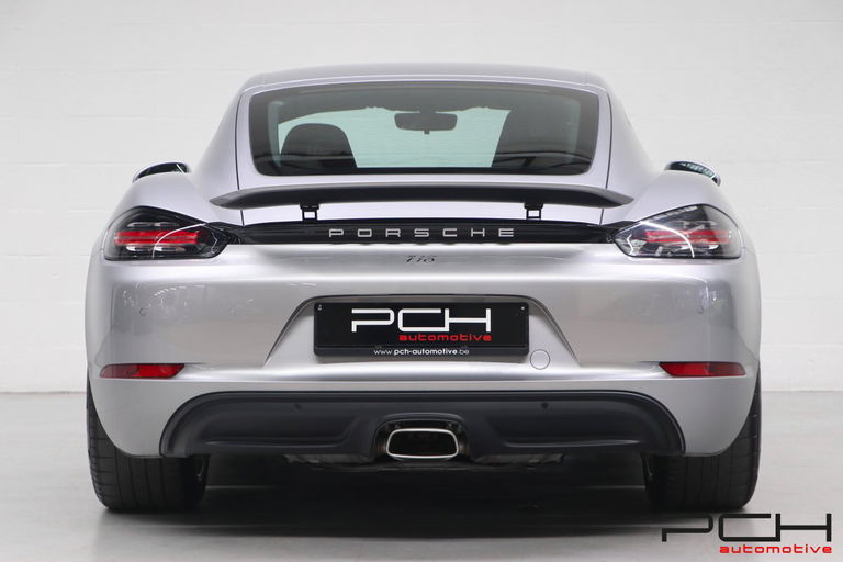 Porsche 718 Cayman