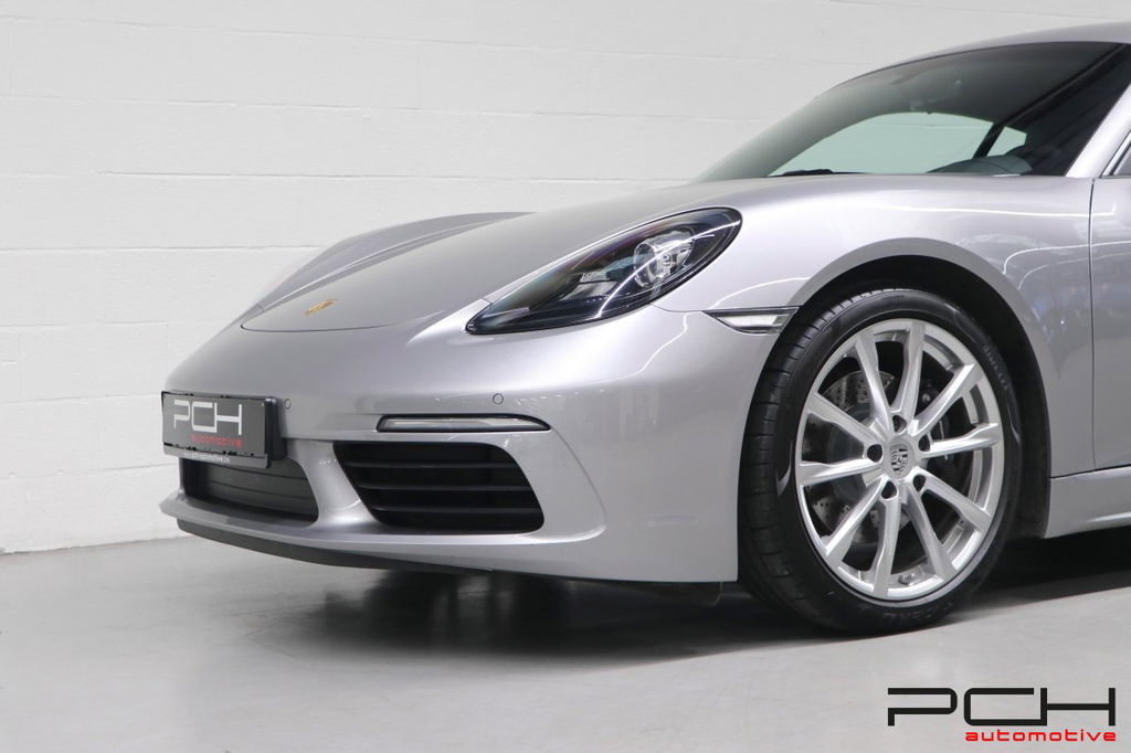 Porsche 718 Cayman