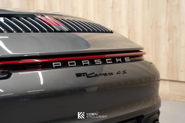 Porsche 992 Carrera 4S