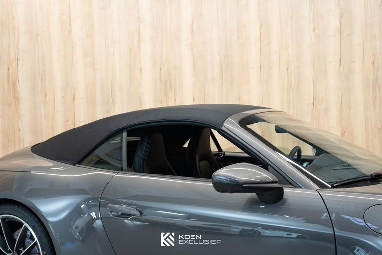 Porsche 992 Carrera 4S