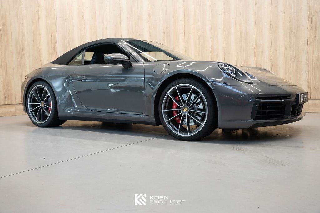 Porsche 992 Carrera 4S