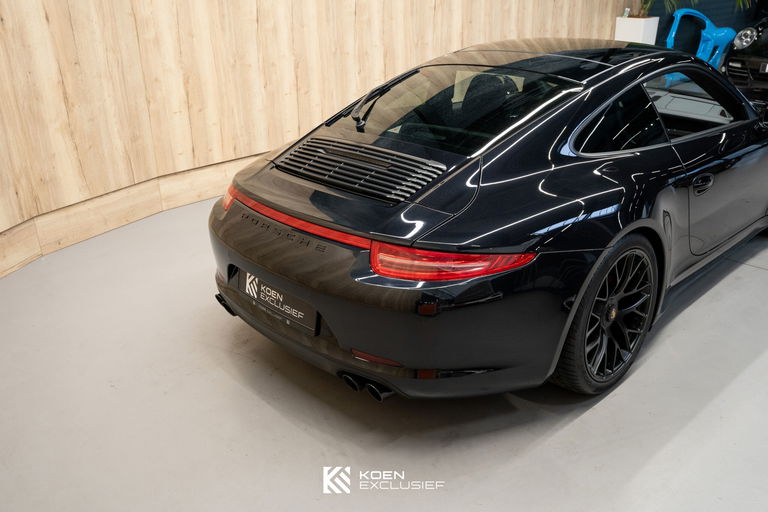 Porsche 991 Carrera 4 GTS