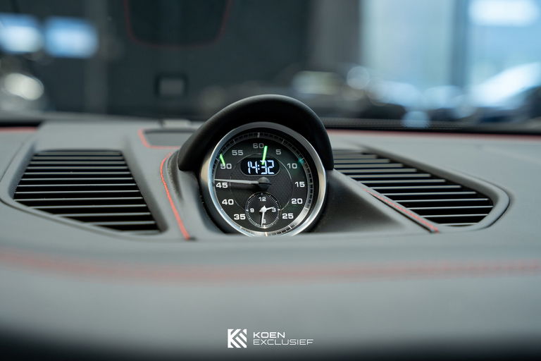 Porsche 991 Carrera 4 GTS