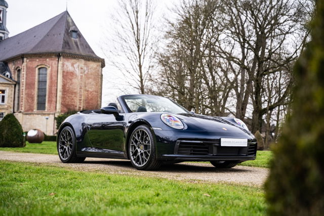 Porsche 992 Carrera