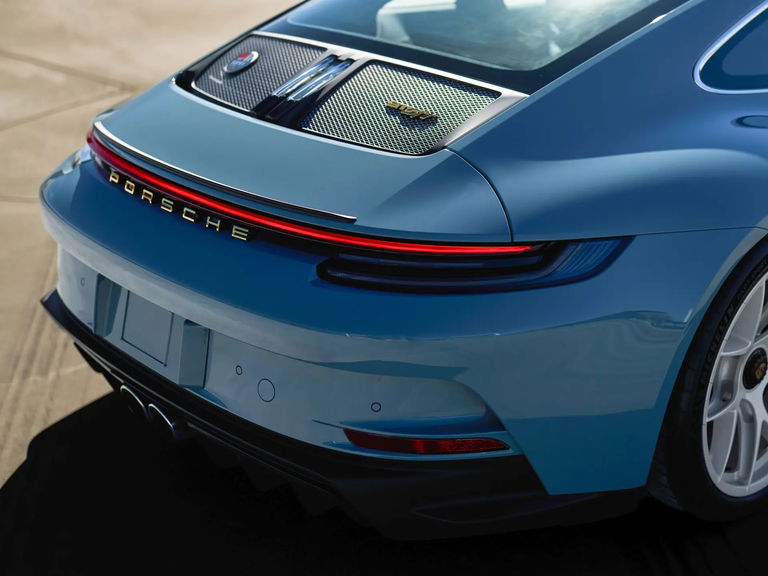 Porsche 911 S/T