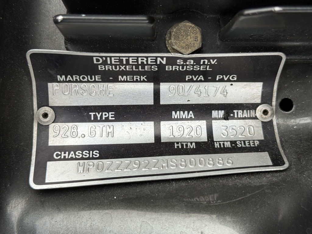 Porsche 928 GT