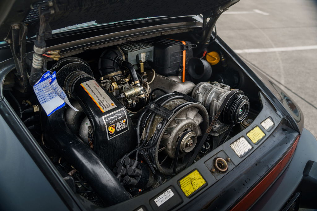 Porsche 911 Carrera 3.2