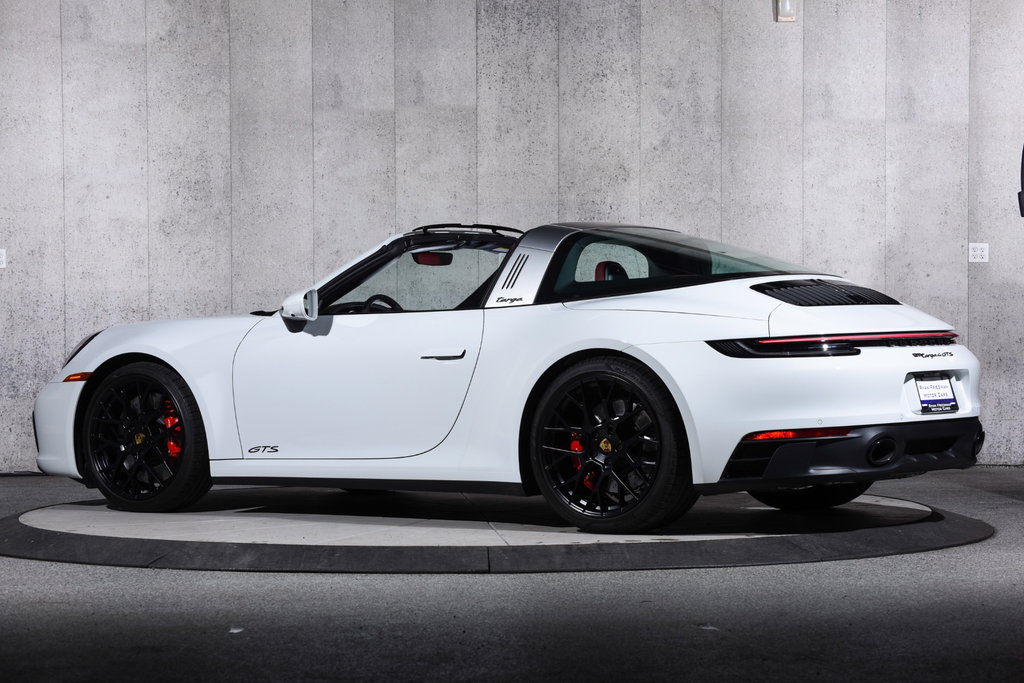 Porsche 992 Targa 4 GTS