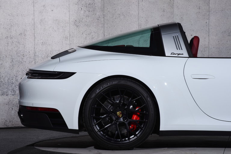 Porsche 992 Targa 4 GTS