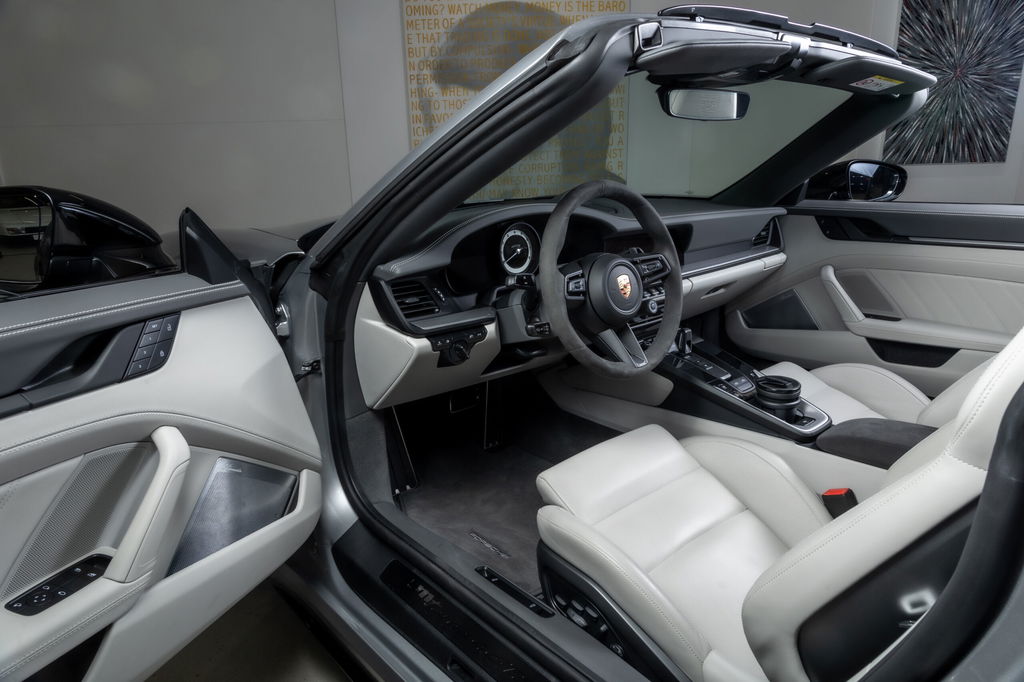 Porsche 992 Targa 4 GTS