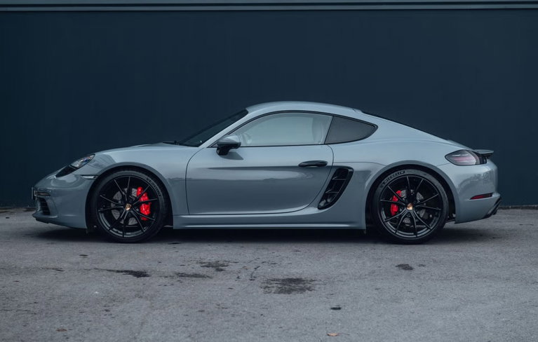 Porsche 718 Cayman S