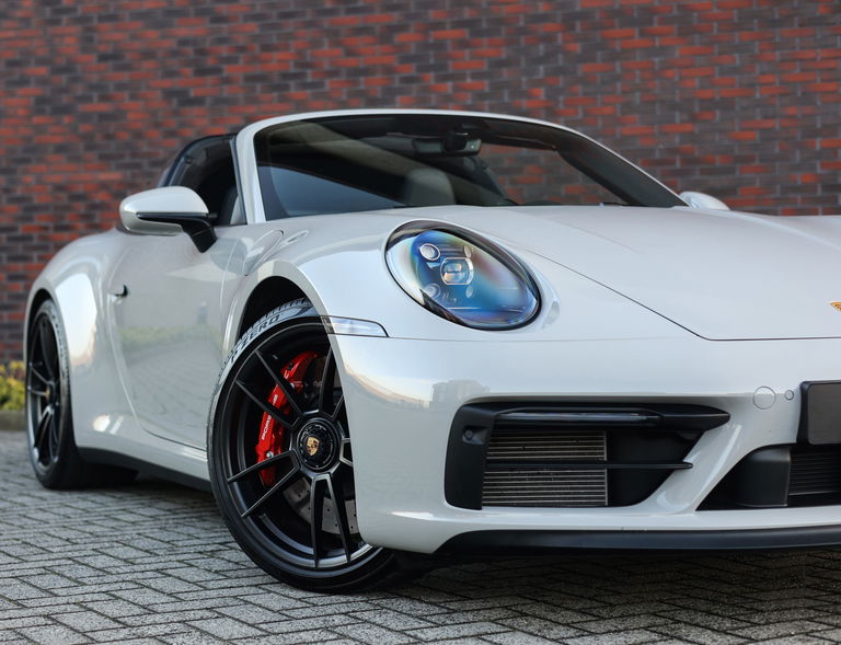 Porsche 992 Targa 4 GTS
