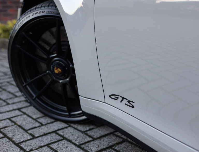 Porsche 992 Targa 4 GTS