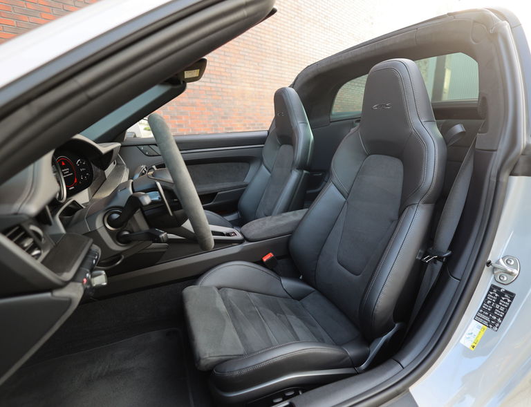 Porsche 992 Targa 4 GTS