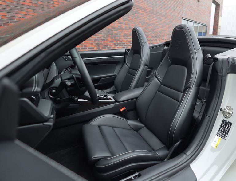 Porsche 992.2 Carrera