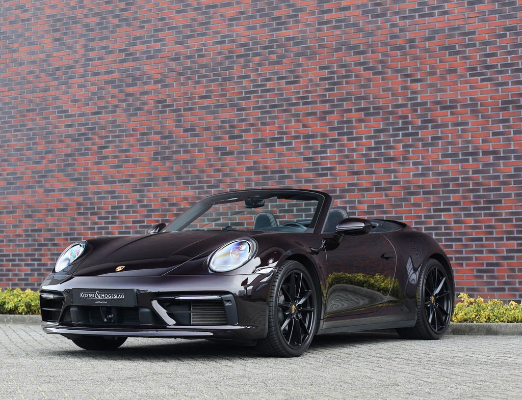 Porsche 992 Carrera