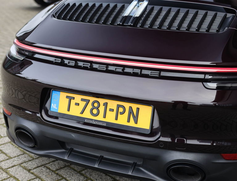 Porsche 992 Carrera