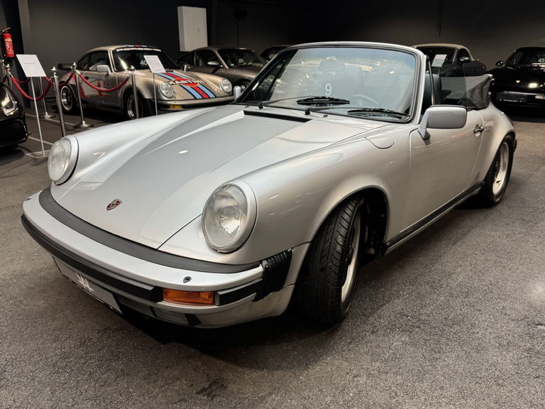 Porsche 911 Carrera 3.2 (US)