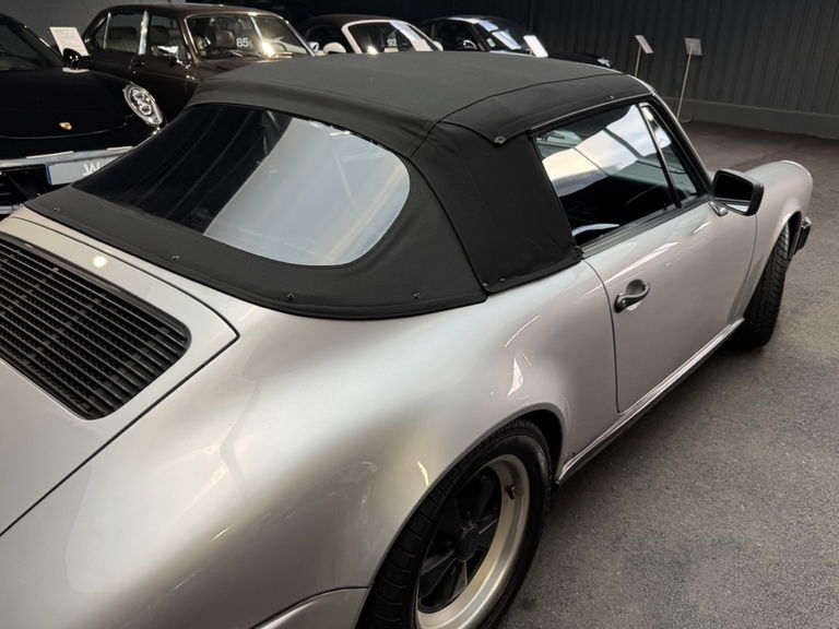 Porsche 911 Carrera 3.2 (US)