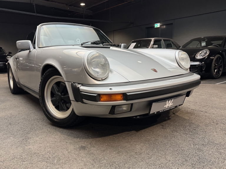 Porsche 911 Carrera 3.2 (US)