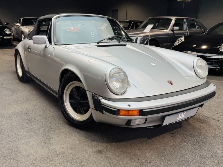 Porsche 911 Carrera 3.2 (US)