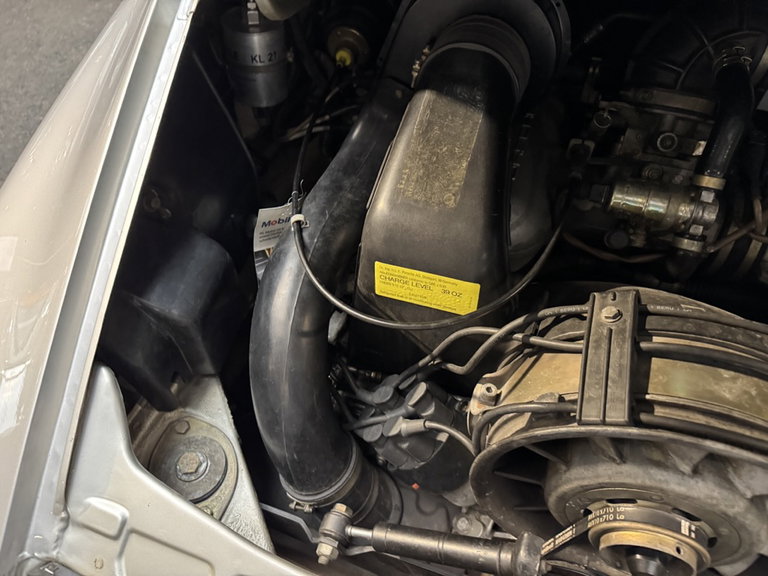 Porsche 911 Carrera 3.2 (US)