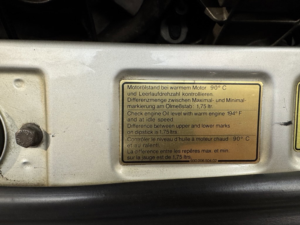 Porsche 911 Carrera 3.2 (US)