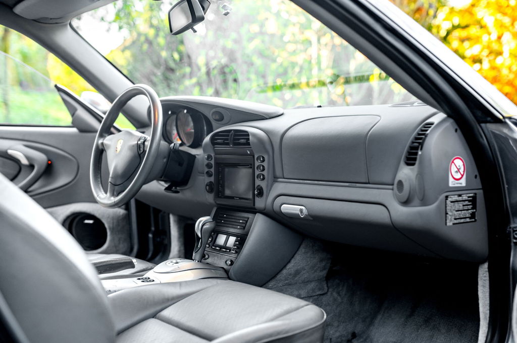 Porsche 996 Carrera 4S