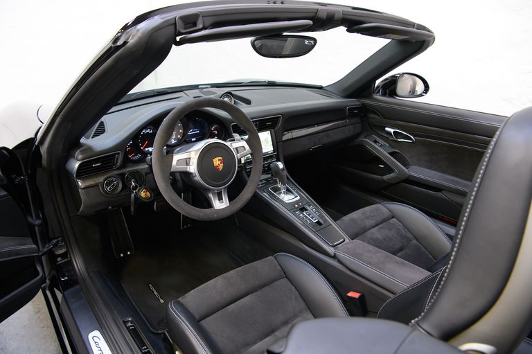 Porsche 991 Carrera GTS