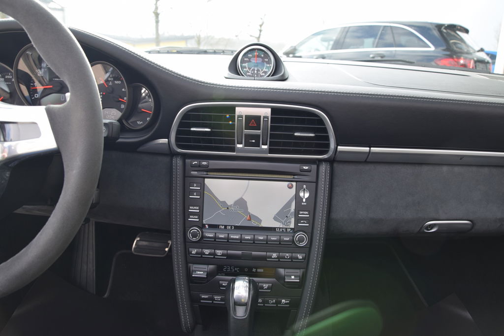 Porsche 997.2 Carrera GTS