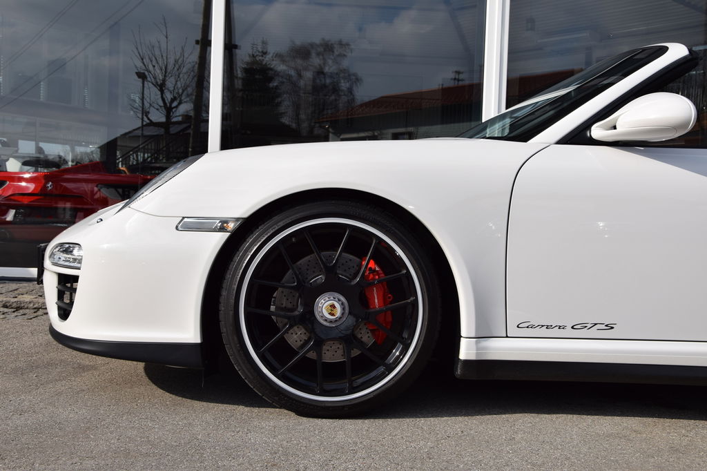 Porsche 997.2 Carrera GTS