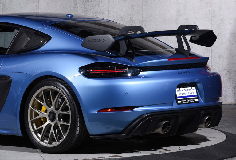 Porsche 718 Cayman GT4 RS