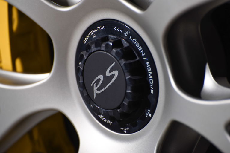 Porsche 718 Cayman GT4 RS