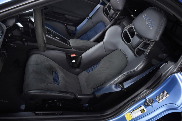 Porsche 718 Cayman GT4 RS