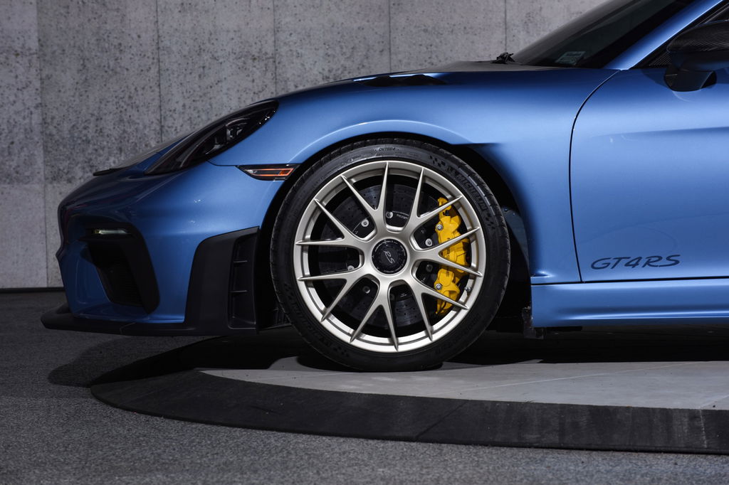 Porsche 718 Cayman GT4 RS