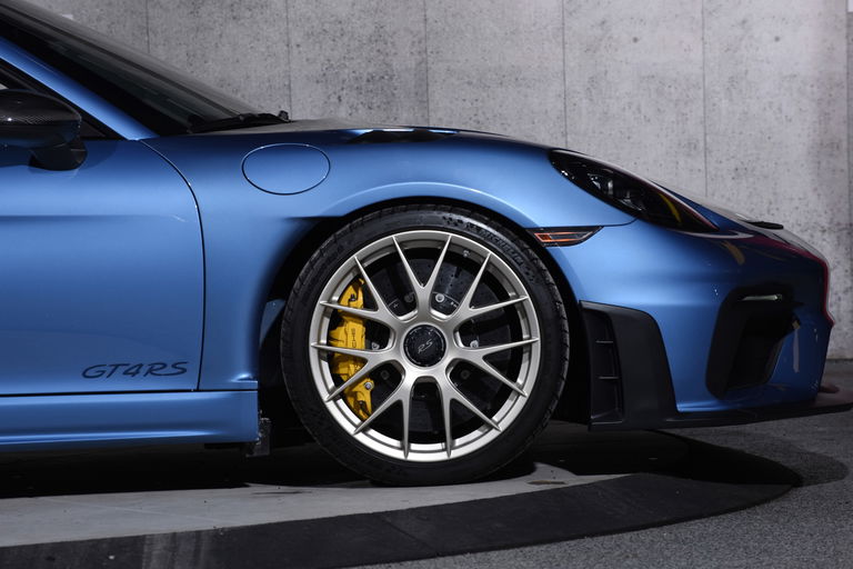 Porsche 718 Cayman GT4 RS