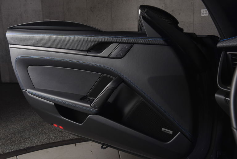 Porsche 992 GT3 Touring