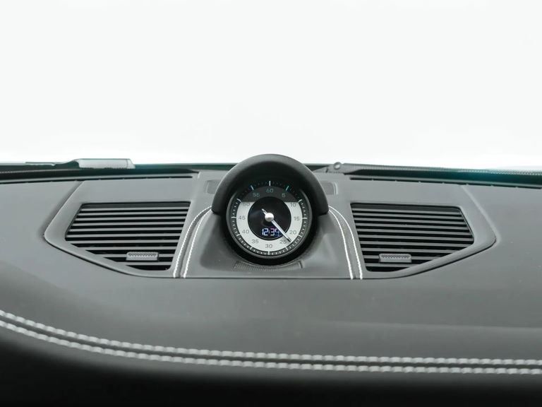 Porsche 992 Carrera GTS