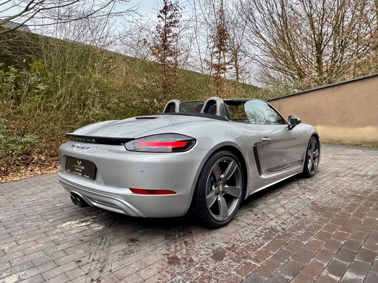 Porsche 718 Boxster T