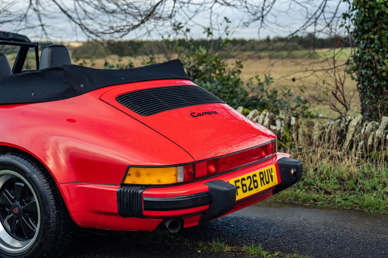 Porsche 911 Carrera 3.2