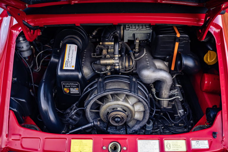 Porsche 911 Carrera 3.2