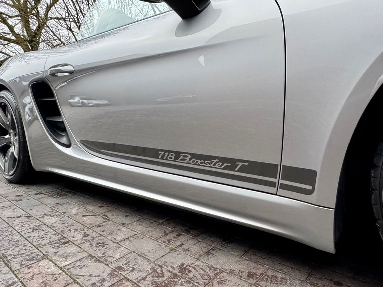 Porsche 718 Boxster T