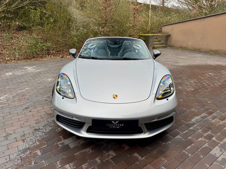 Porsche 718 Boxster T