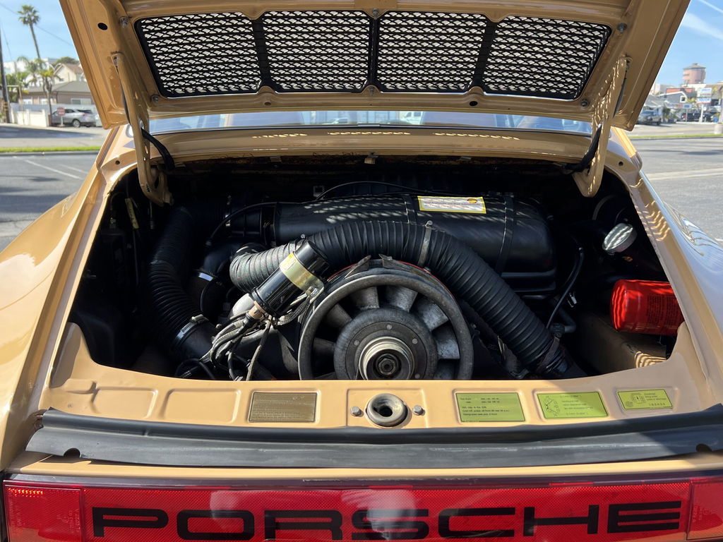 Porsche 911 SC