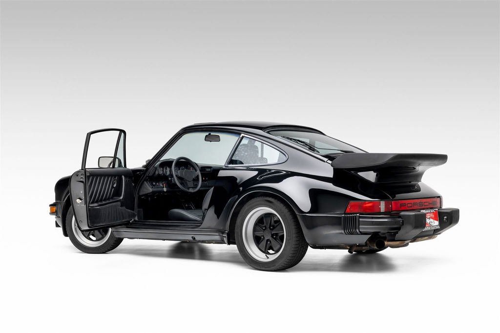 Porsche 911 Turbo 3.3 (US)