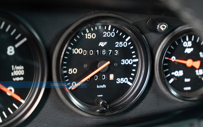 Porsche RUF CTR “Yellowbird”