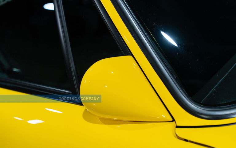 Porsche RUF CTR “Yellowbird”