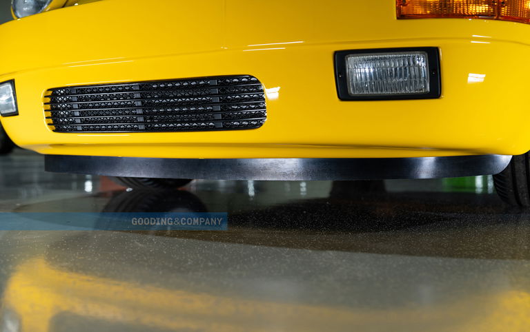 Porsche RUF CTR “Yellowbird”