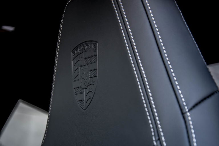 Porsche 992.2 Carrera