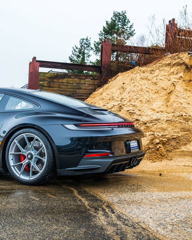 Porsche 992 GT3 Touring